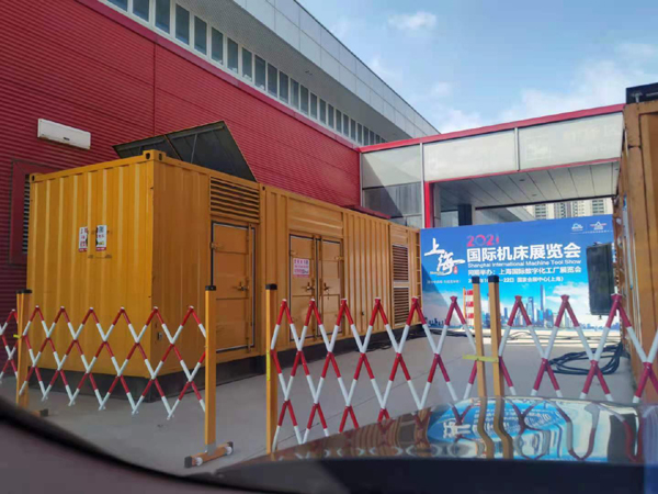 平山发电车出租-发电机无电压或电压太低怎么办？