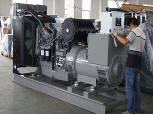 平山柴油发电机空气滤清器堵塞会对发电机组产生哪些影响？