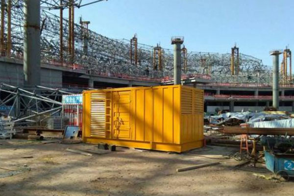 平山发电机出租如何判断空气滤清器是否需要更换？